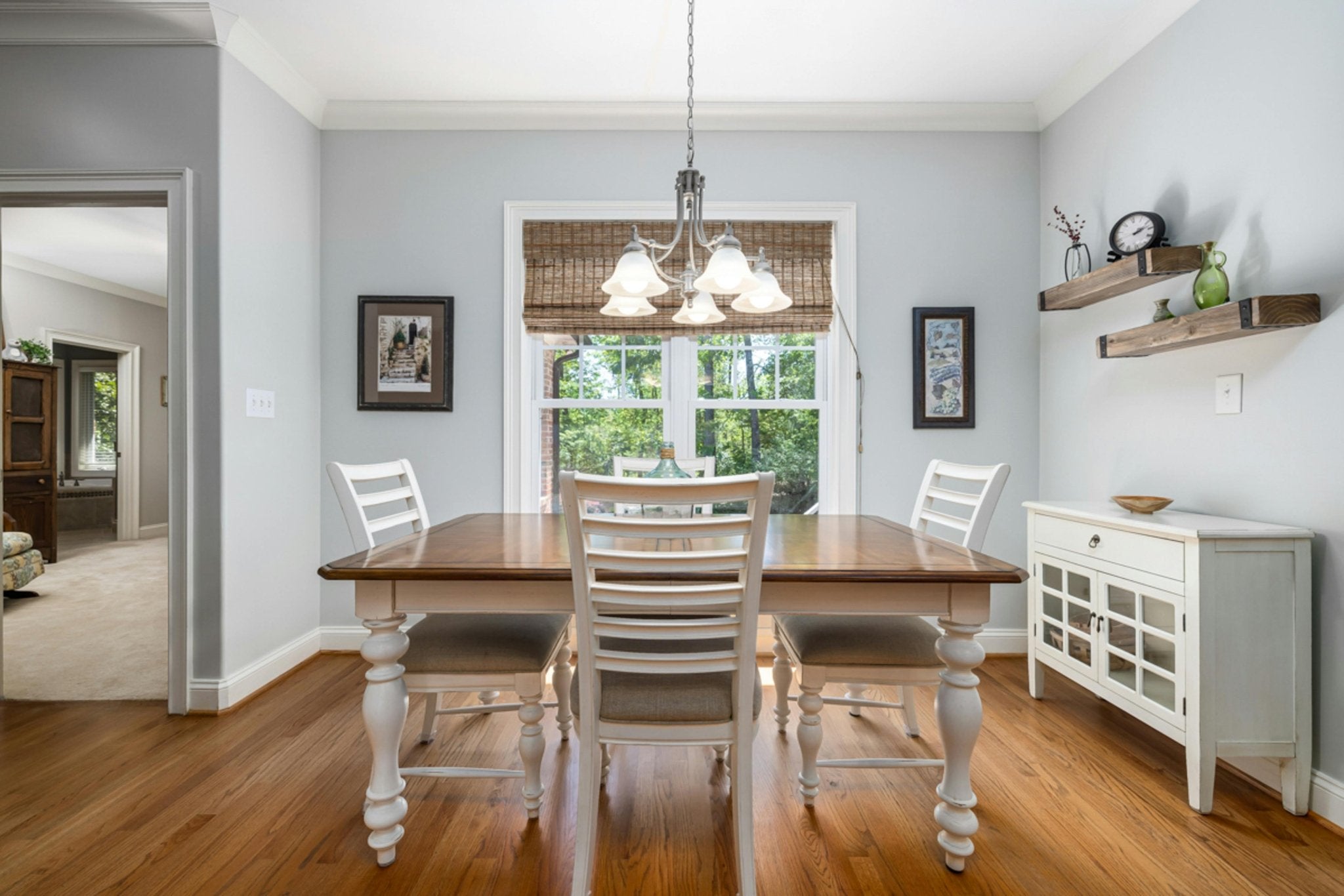 Bedroom Furniture Resale Value: What Holds Worth & What Doesn't - Vektaya