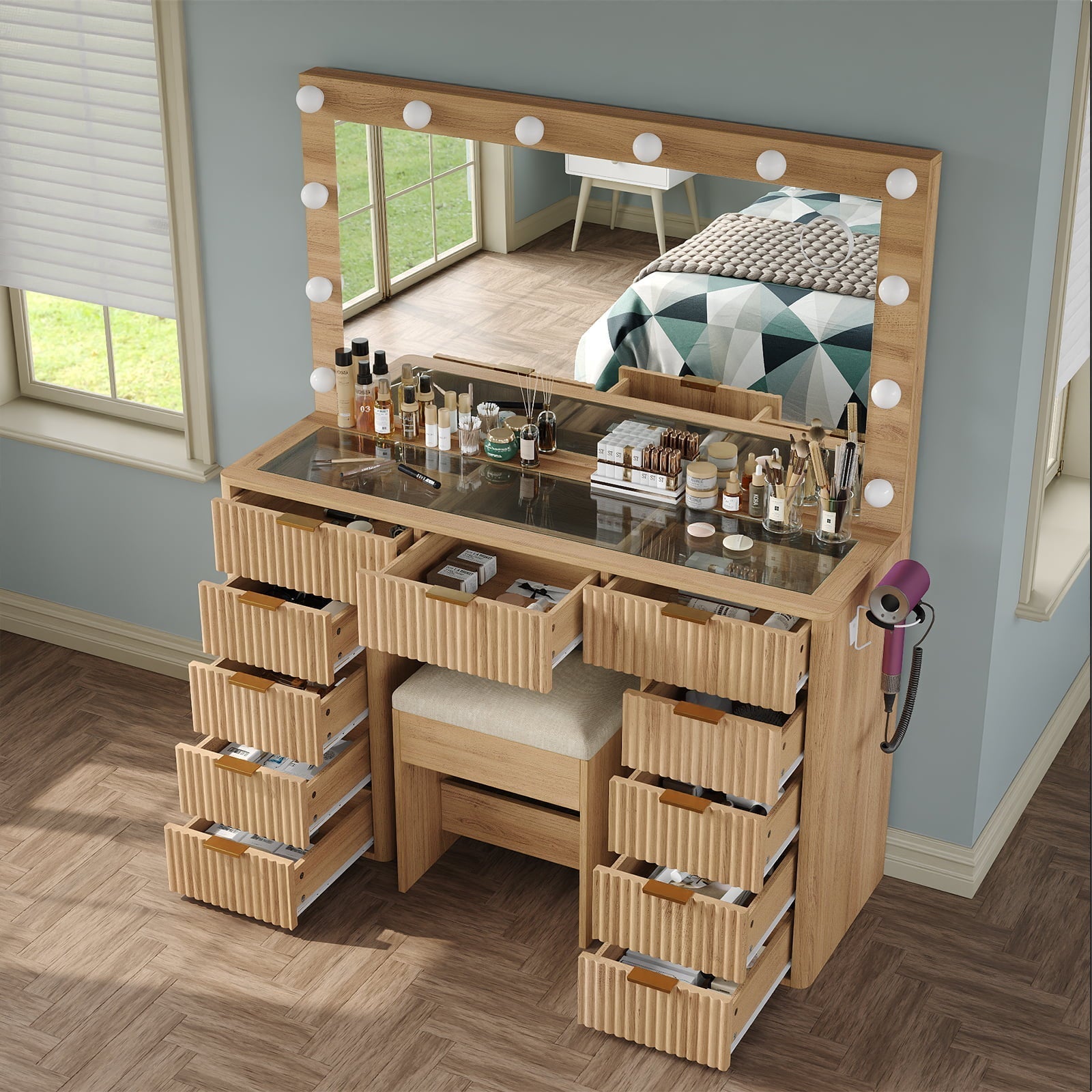 Best Luxury Vanity Sets for Small Bedrooms in 2025 - Vektaya