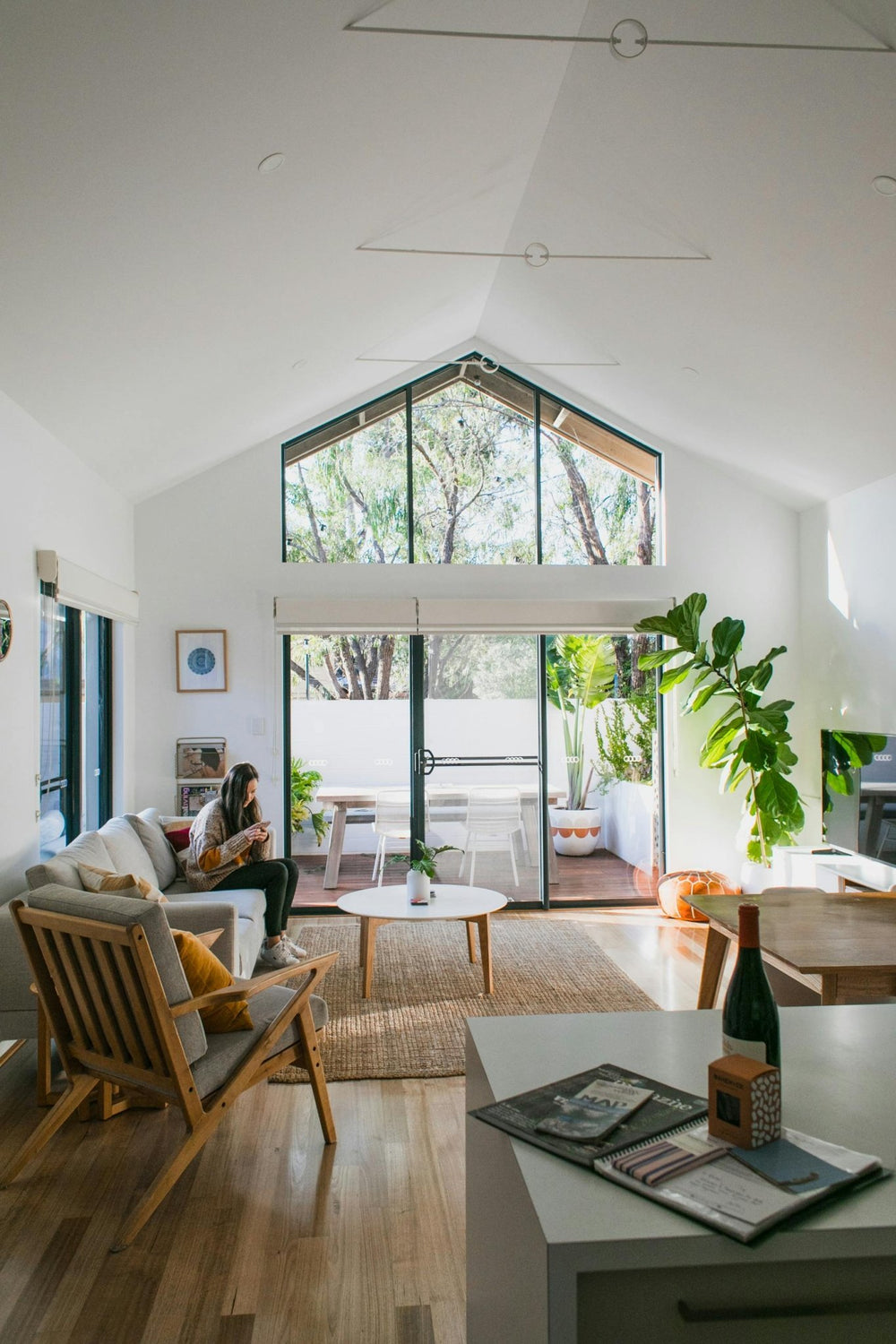 Essential Storage Furniture for New Homeowners: A Complete Guide - Vektaya