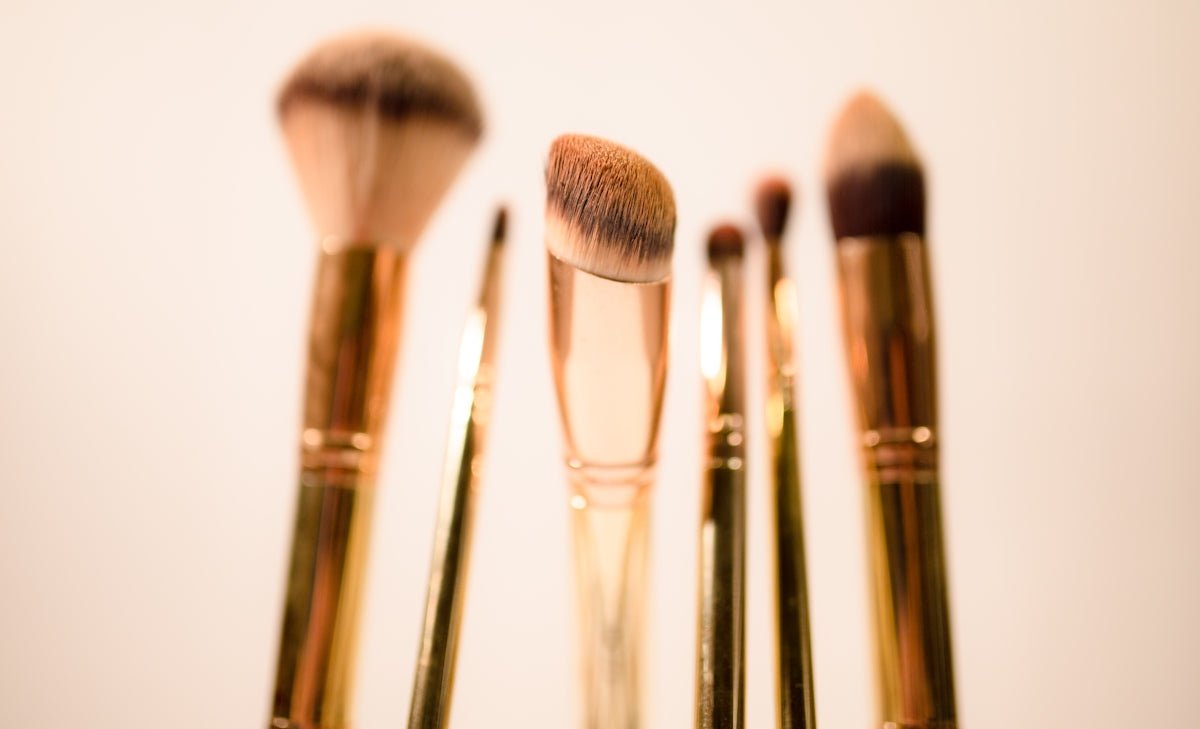 Evaluation of Ergonomic Designs for Makeup Vanities - Vektaya