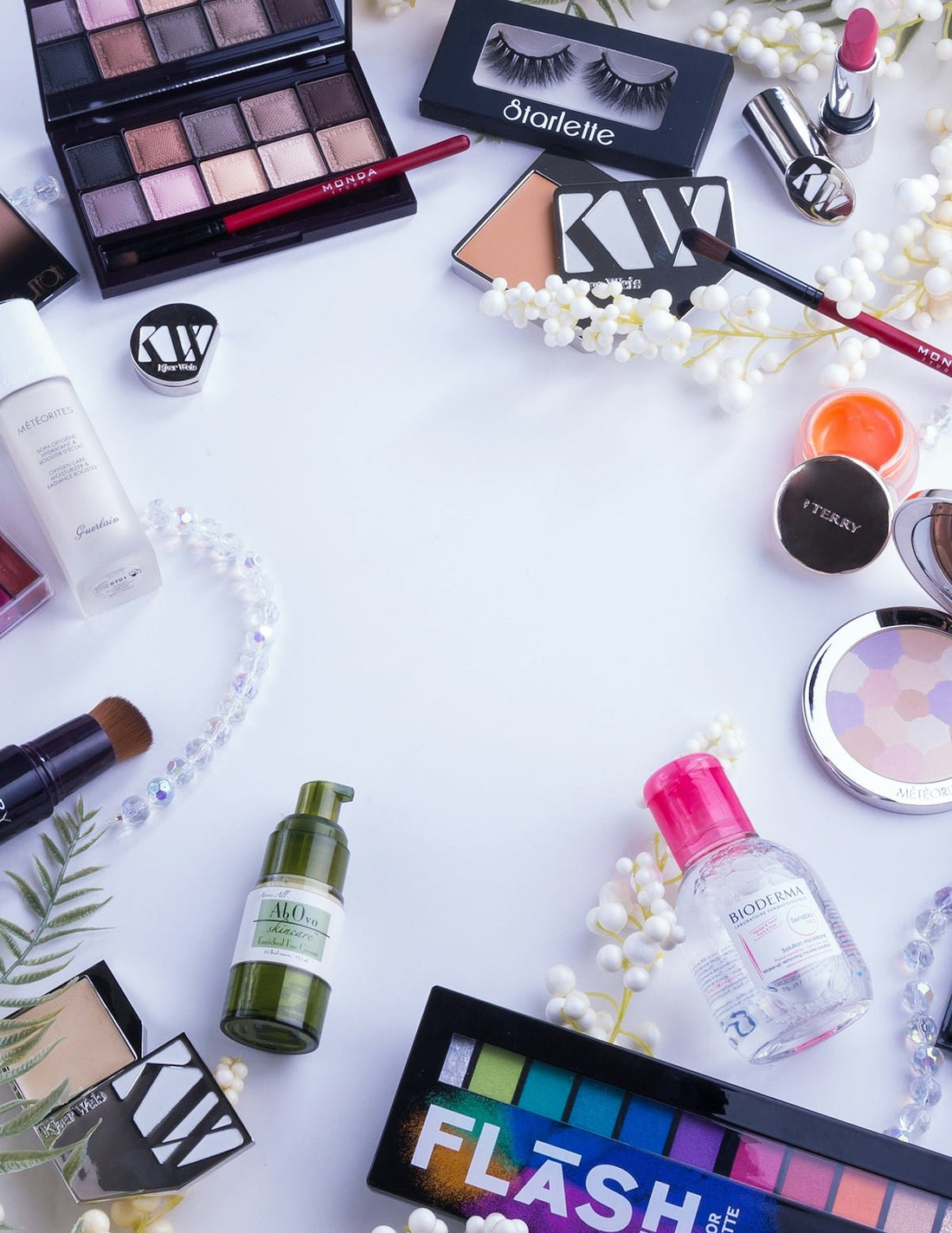 FAQs About Choosing and Setting Up Your Makeup Vanity - Vektaya