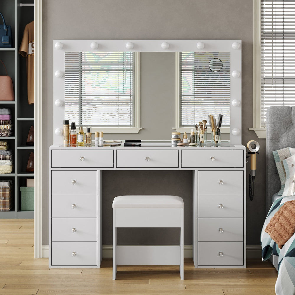 ✨How Can You Actually Store a Lot of Makeup on a Small Vanity Table?✨ - Vektaya