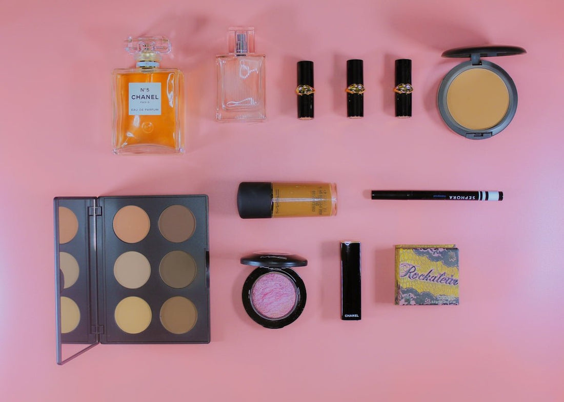 The Essential Checklist for Setting Up Your First Makeup Vanity - Yanosaku