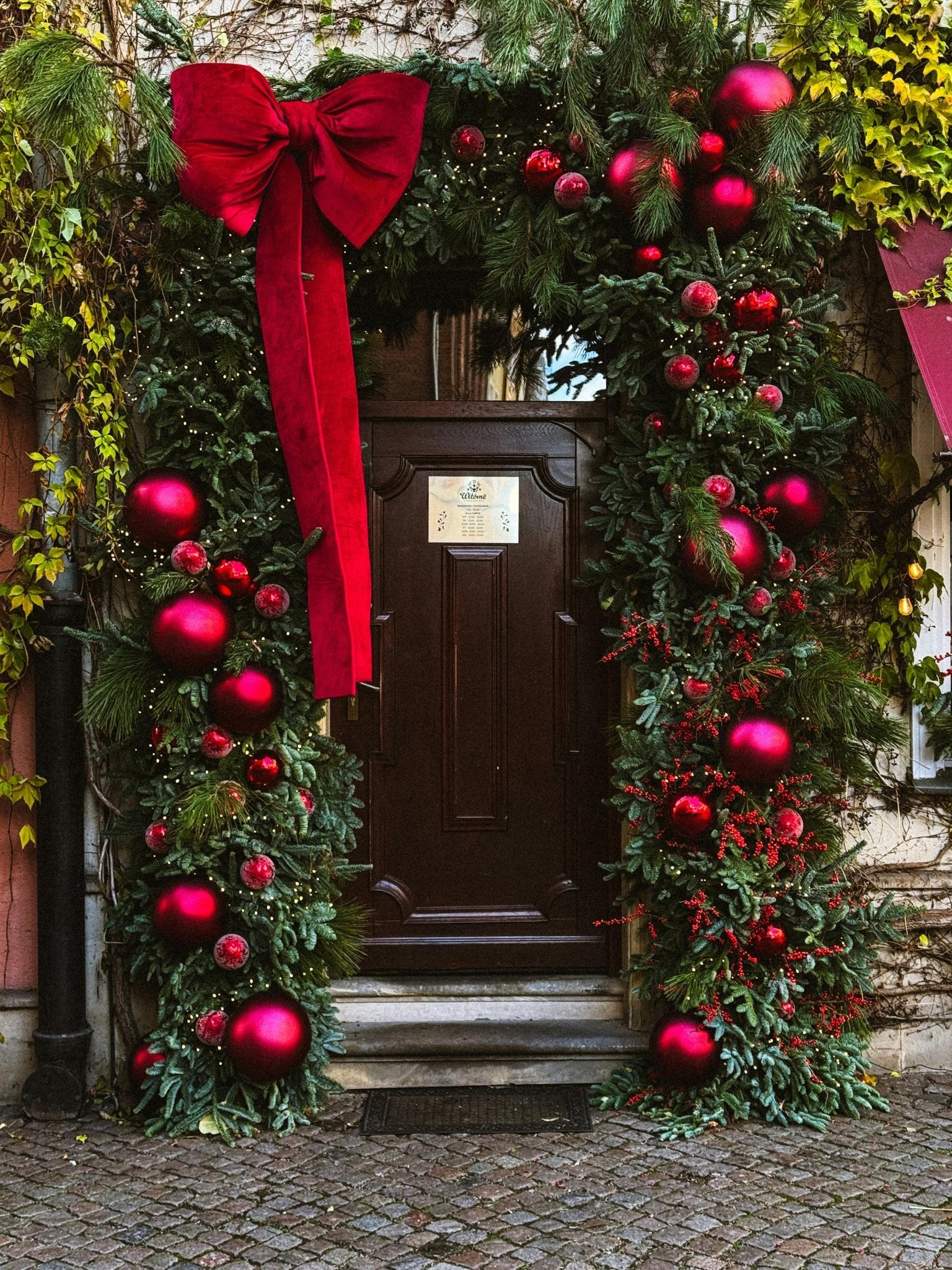 Valentine's Day Bedroom Ideas 2026: Create a Romantic Retreat - Vektaya