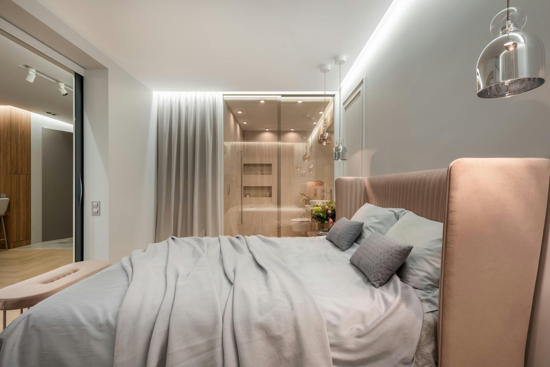Why Your Bedroom Still Looks Messy Even After Cleaning — And the Furniture Fix - Vektaya